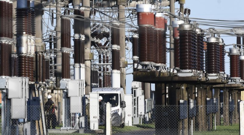 El Gobierno busca una inversión privada  para crear baterías “anti apagón”