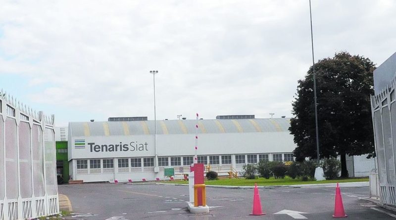 Techint dio de baja 150 contratos laborales de su fábrica de tubos por la caída de actividad